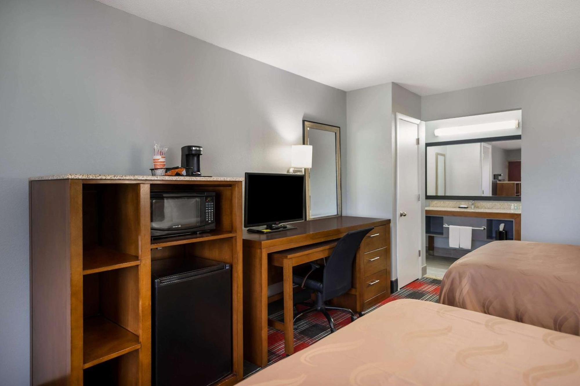 Quality Inn Near Parc Natchitoches Bagian luar foto