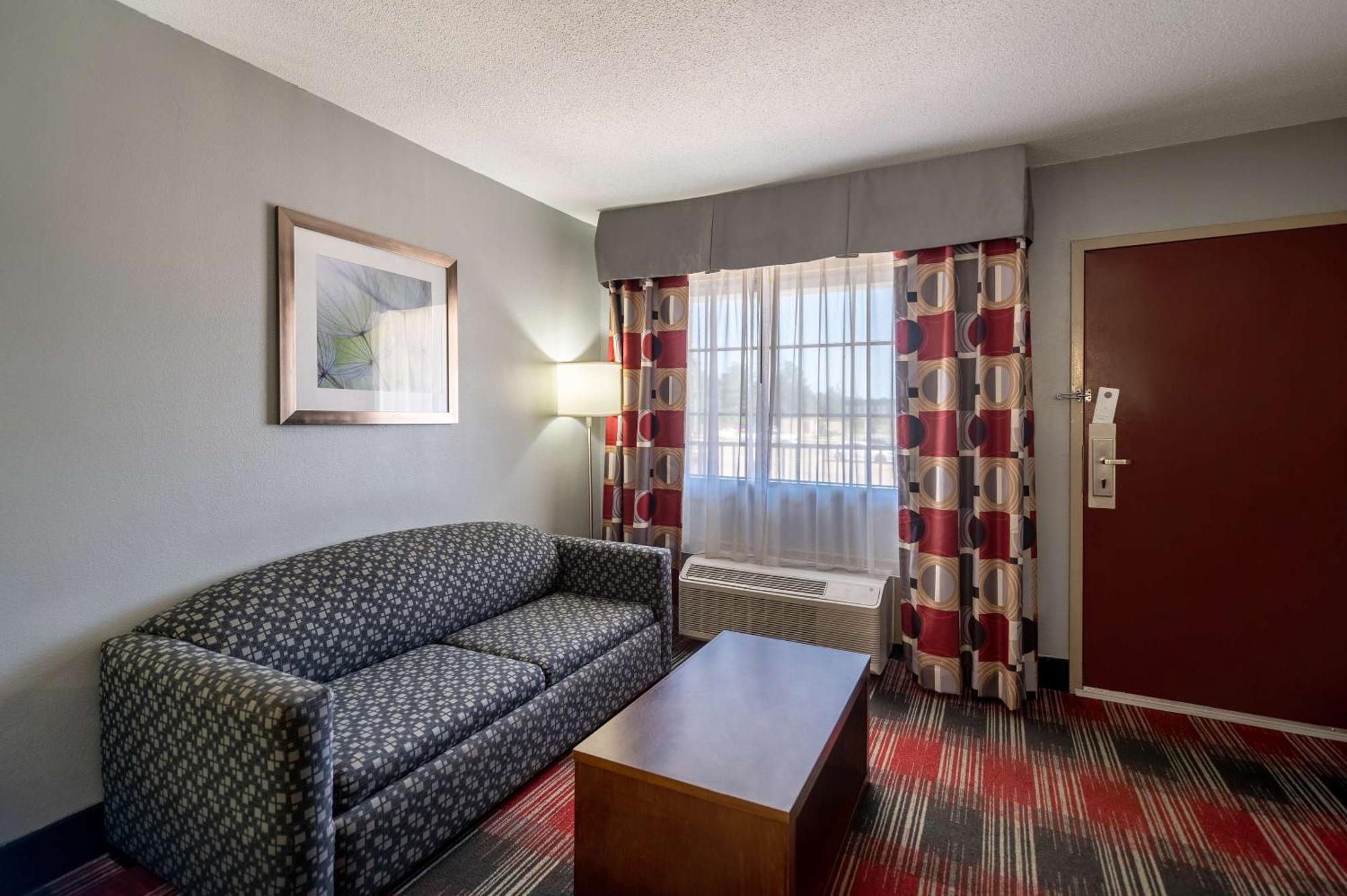 Quality Inn Near Parc Natchitoches Bagian luar foto